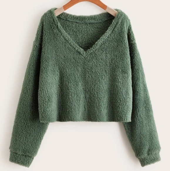 Tops - Emerald Green V Neck Teddy Sweatshirt